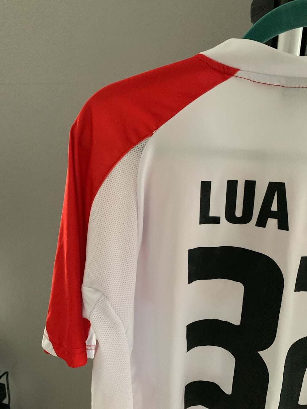 Olympiacos F.C. 2004-2005 Home Jersey #32 LuaLua Vodafone - Picture 7 of 8